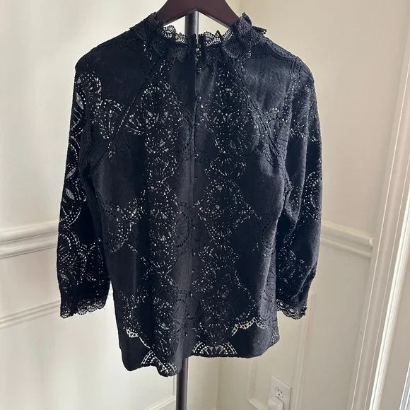 Sézane Bacall blouse in black ~ size 40, pre-owned! - Picture 3 of 12